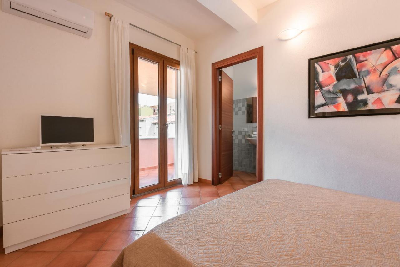 Cristal Blu Aparthotel Santa Teresa Gallura Ngoại thất bức ảnh
