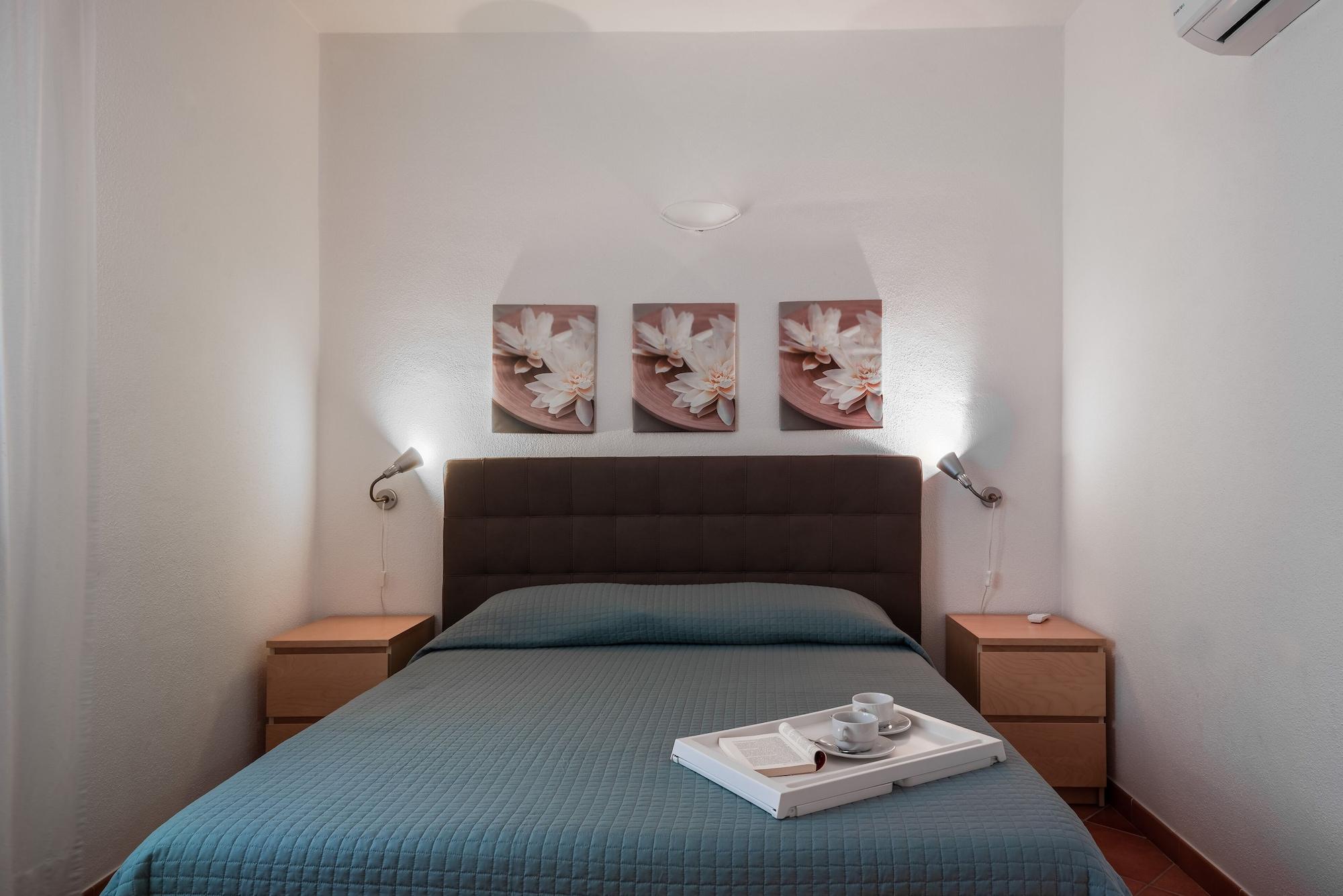 Cristal Blu Aparthotel Santa Teresa Gallura Ngoại thất bức ảnh