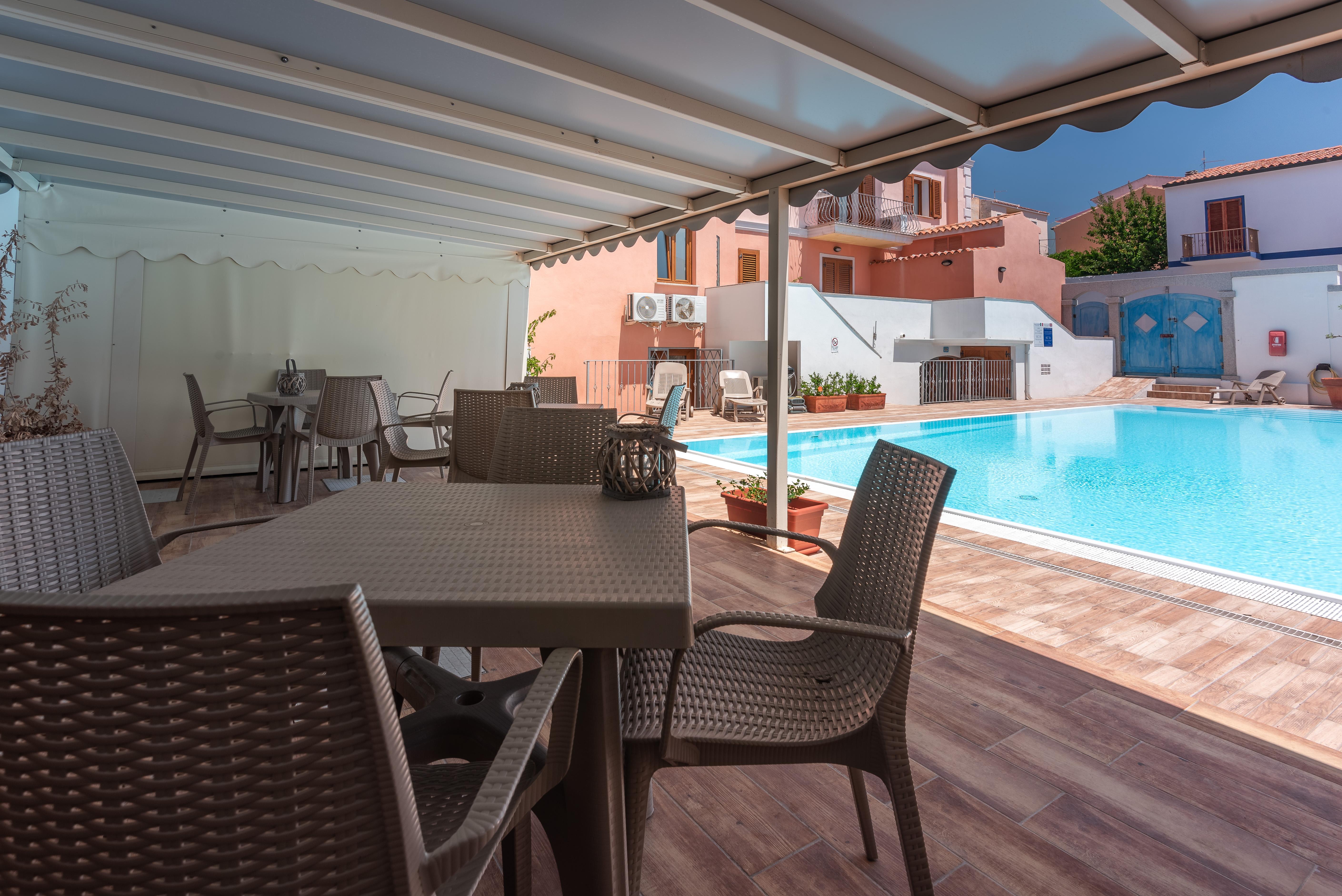 Cristal Blu Aparthotel Santa Teresa Gallura Ngoại thất bức ảnh