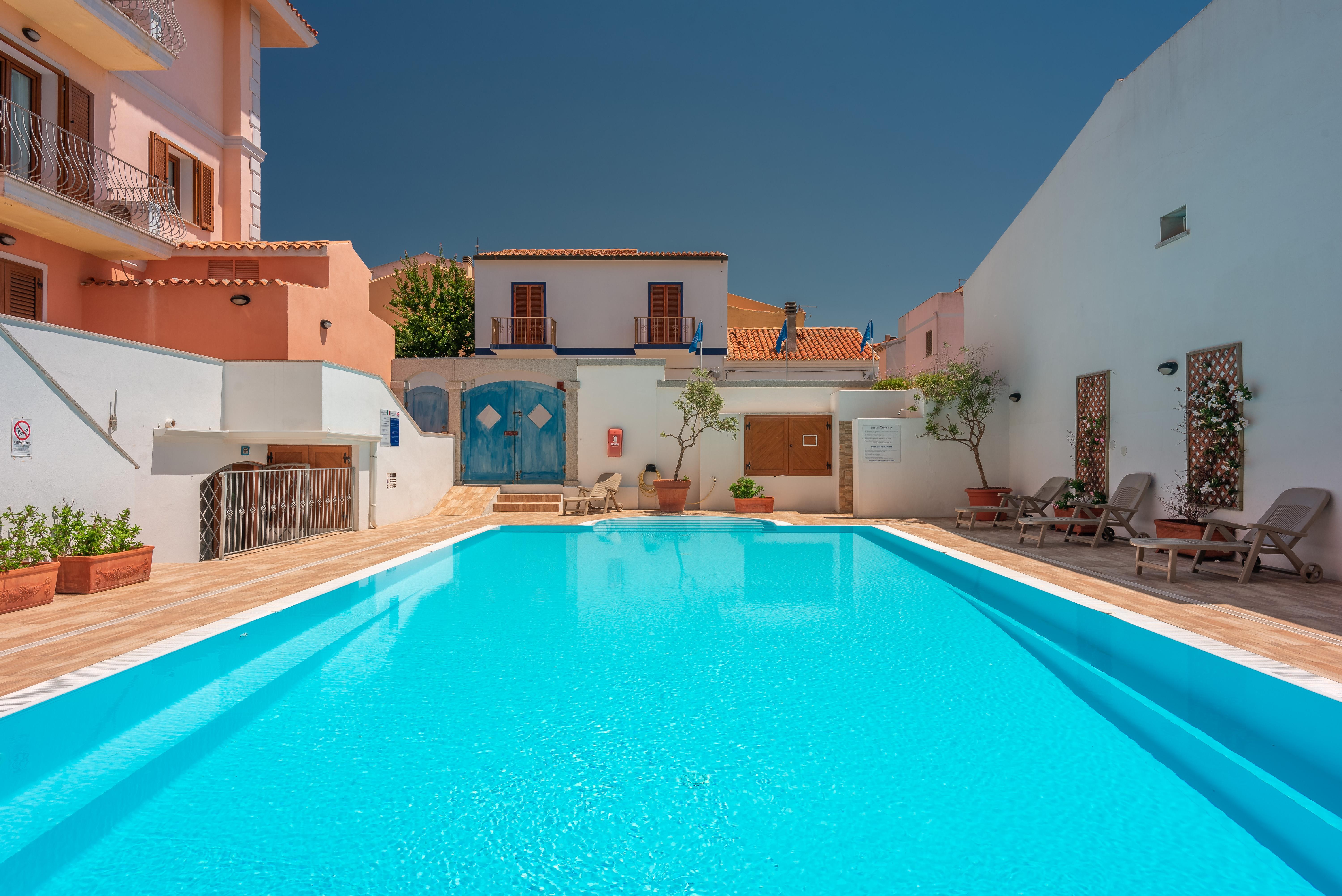 Cristal Blu Aparthotel Santa Teresa Gallura Ngoại thất bức ảnh
