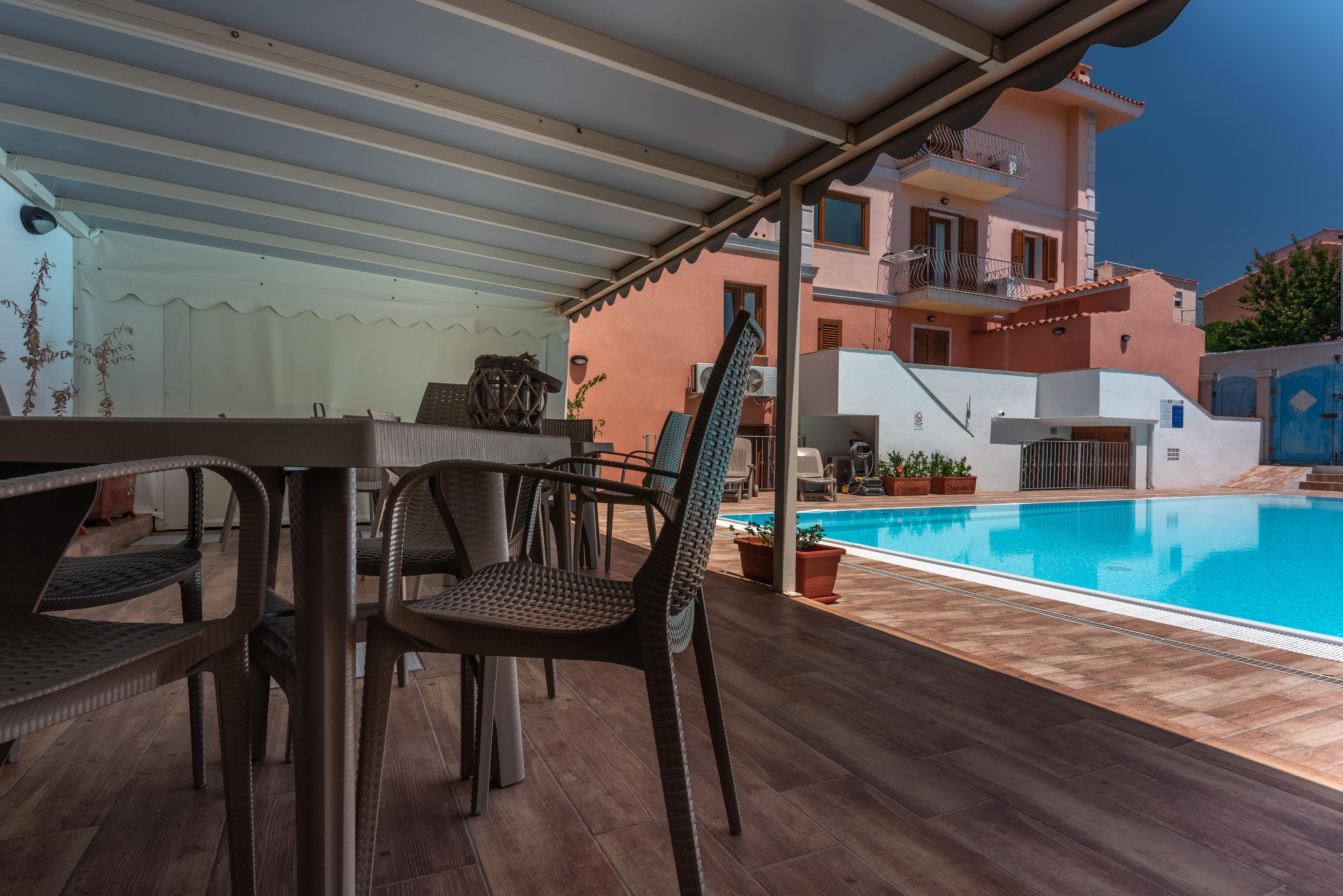 Cristal Blu Aparthotel Santa Teresa Gallura Ngoại thất bức ảnh