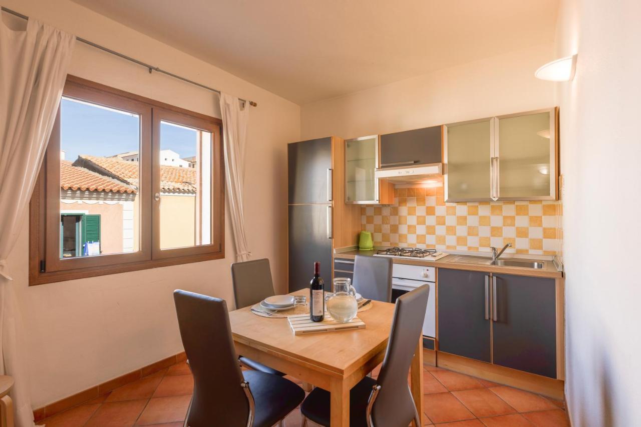 Cristal Blu Aparthotel Santa Teresa Gallura Ngoại thất bức ảnh